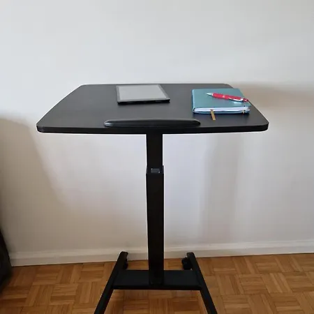 Big With Balcony In A Shared In The Center Of *